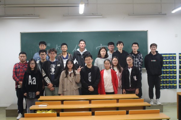 电子信息工程学院举行第二届宿舍文化艺术节-金陵科技