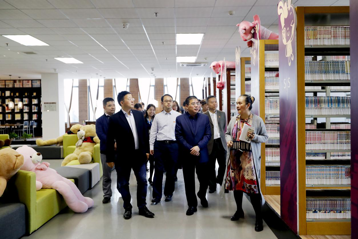 江宁区委常委,宣传部部长张思明专题调研我校